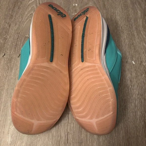 Clove Sneaker Womens 9 Teal Pacific Palm Classic Nursing Casual Faux Leather - Picture 6 of 6